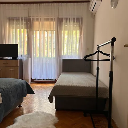 Διαμέρισμα Nadja's Nest Μόσταρ