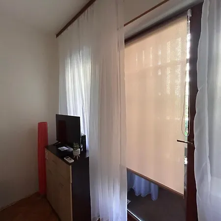 Nadja's Nest *